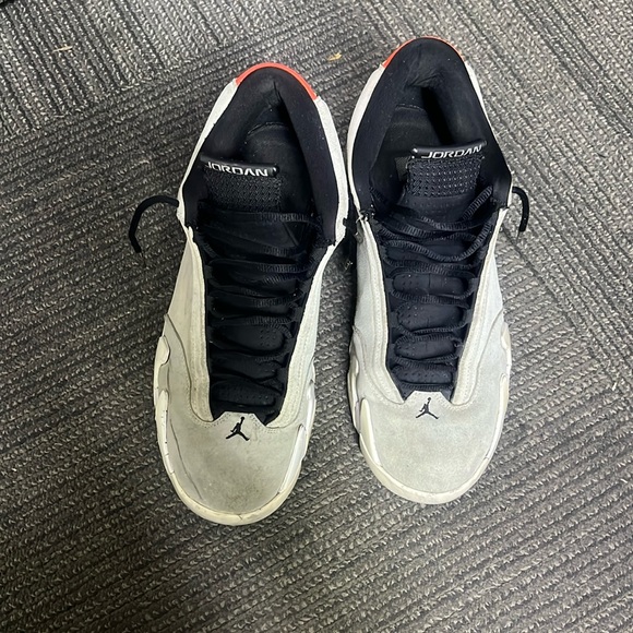 Air Jordan 14 retro desert sand size 11
